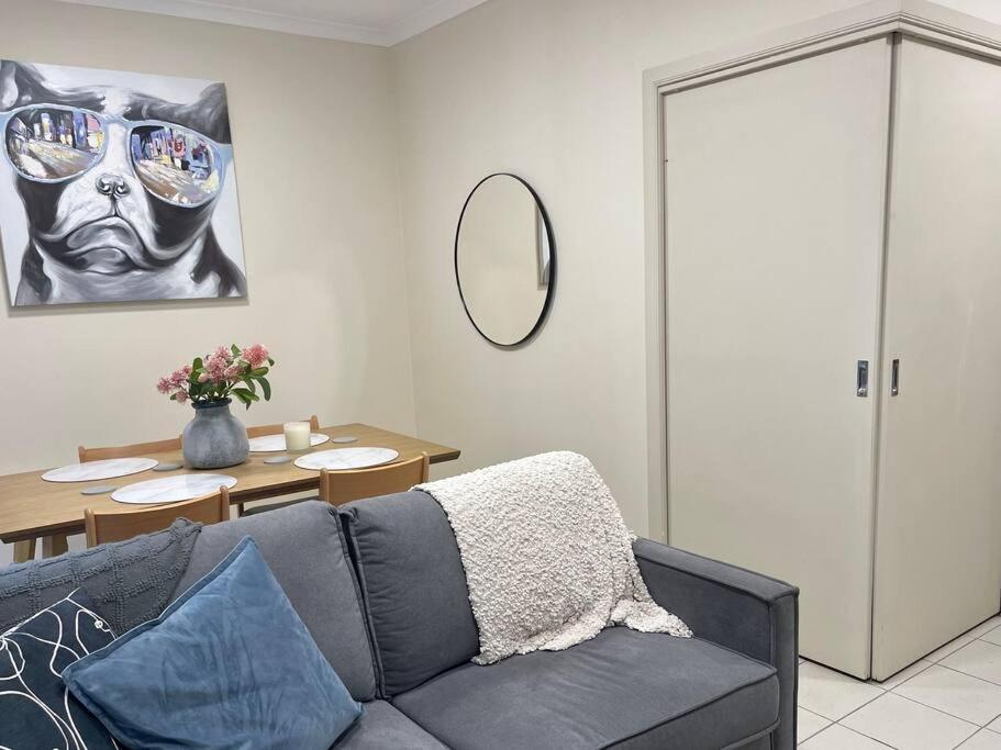 Apartment Morgan Place: Cbd On Flinders Lane