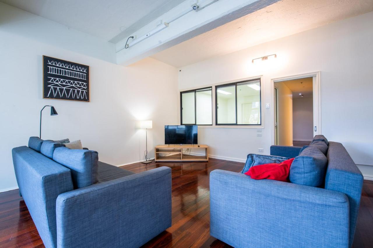 Apartment Readyset On King