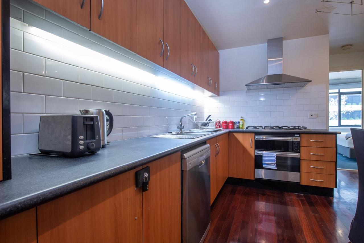 Apartment Readyset On King *