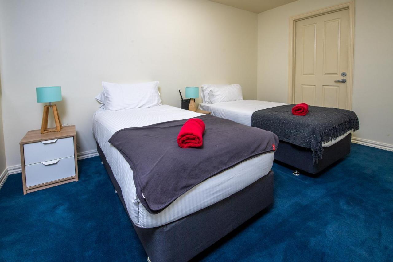 Readyset On King Apartment