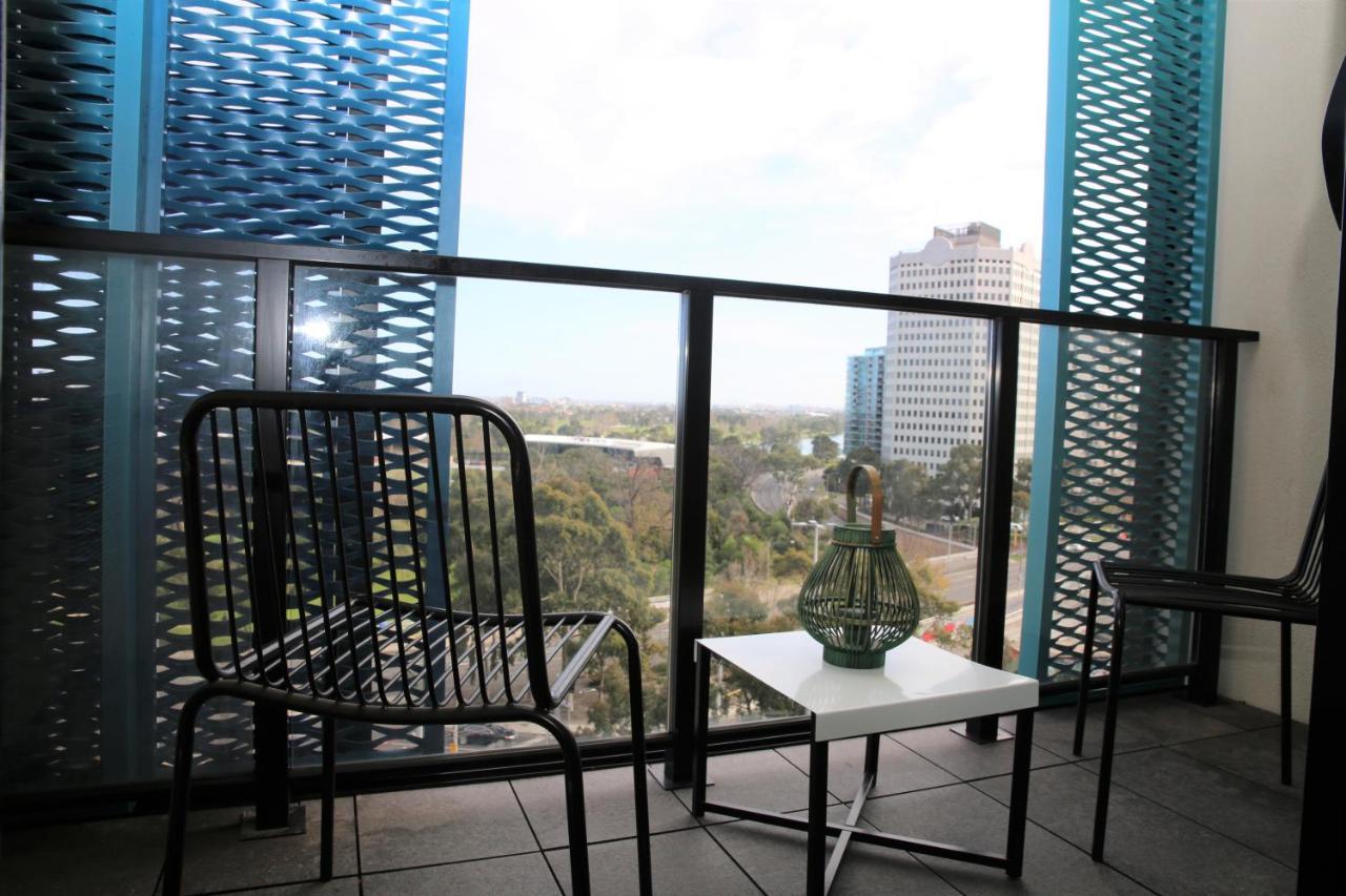 The Icon Building; 7th Floor 2bd 2bath Apartment Melbourne