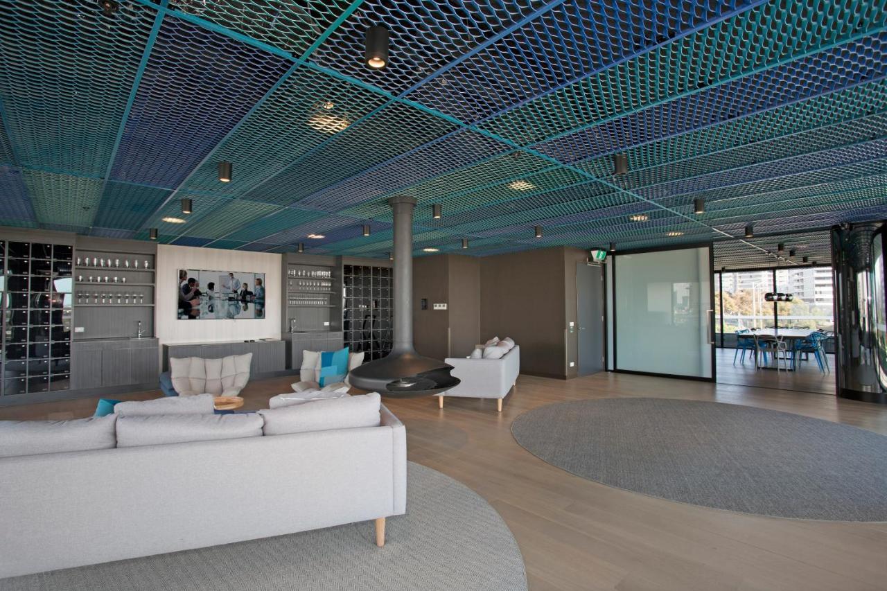 Apartment The Icon Building; 7th Floor 2bd 2bath Melbourne