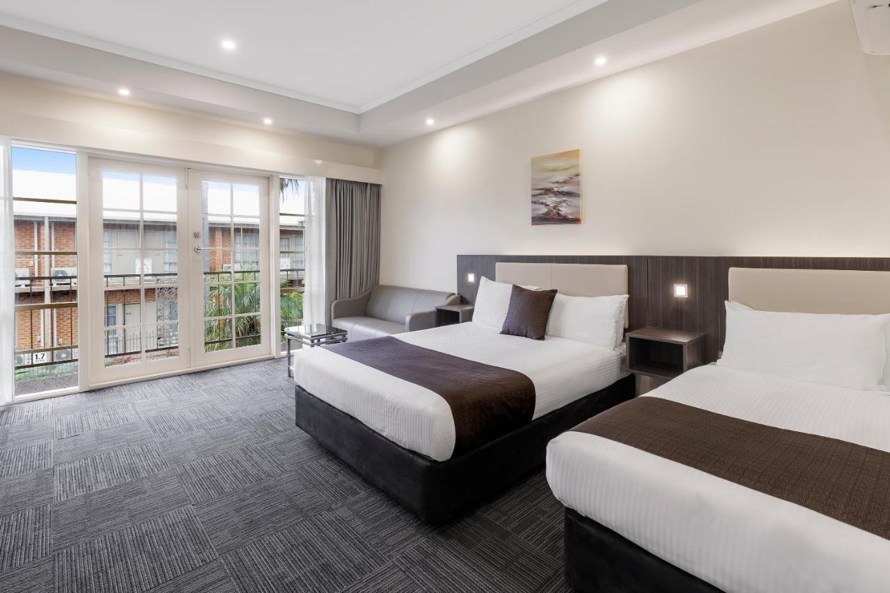 Quality Airport 3* Melbourne