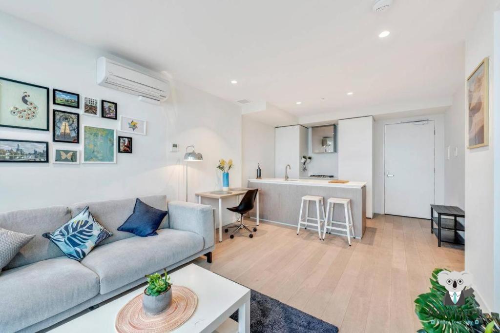 Kozyguru Eq Tower 1 Bedroom With Skyline View- Vme127 Melbourne