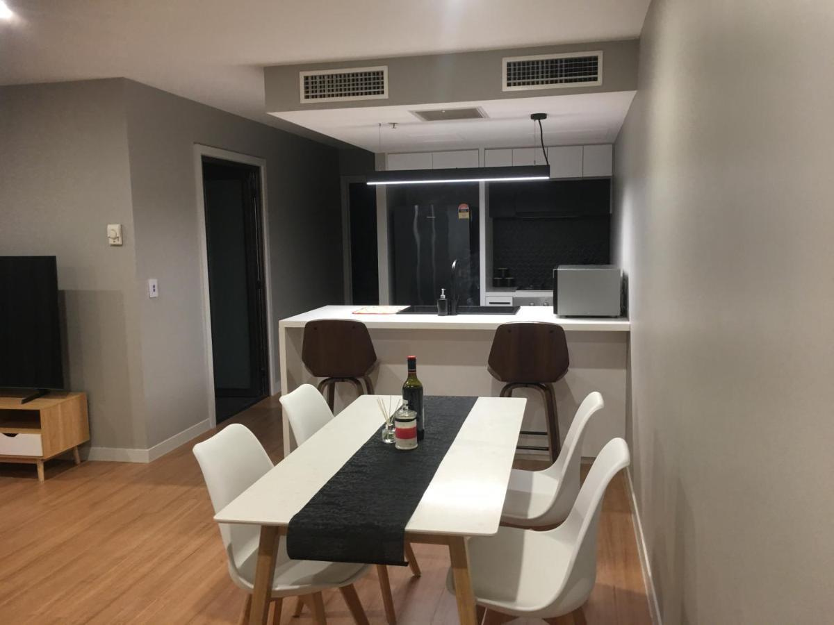 Victoria Point Apartment Melbourne