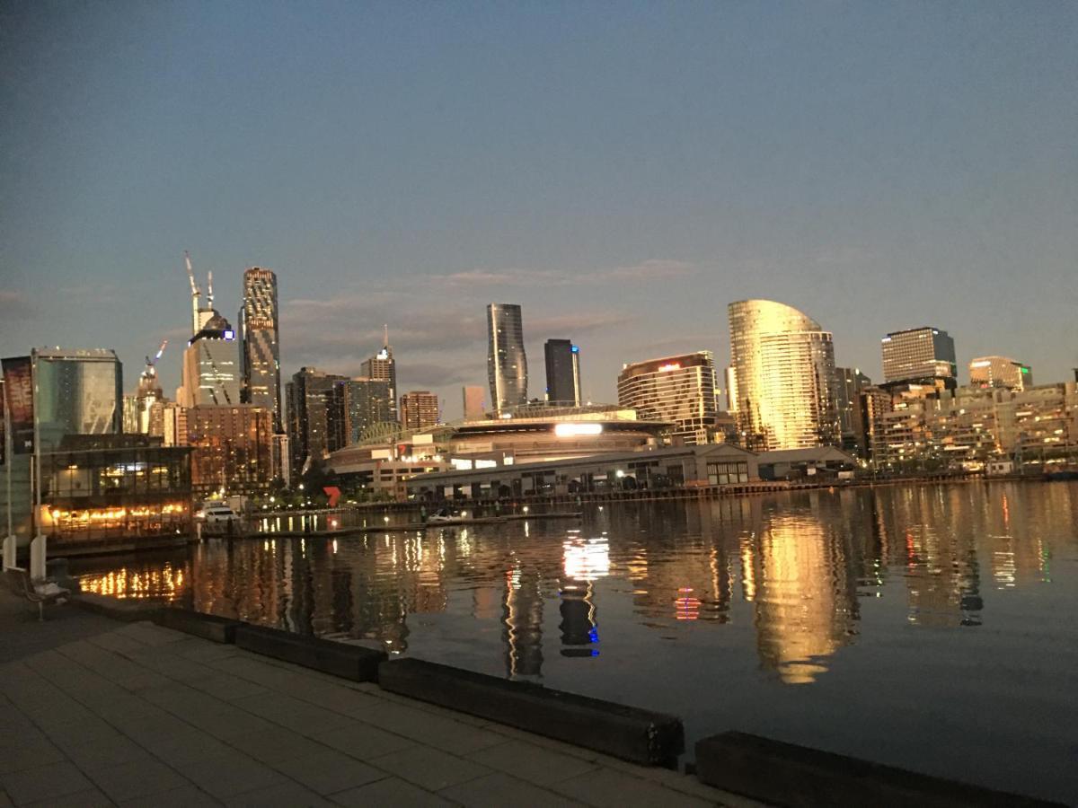 Victoria Point Apartment Melbourne