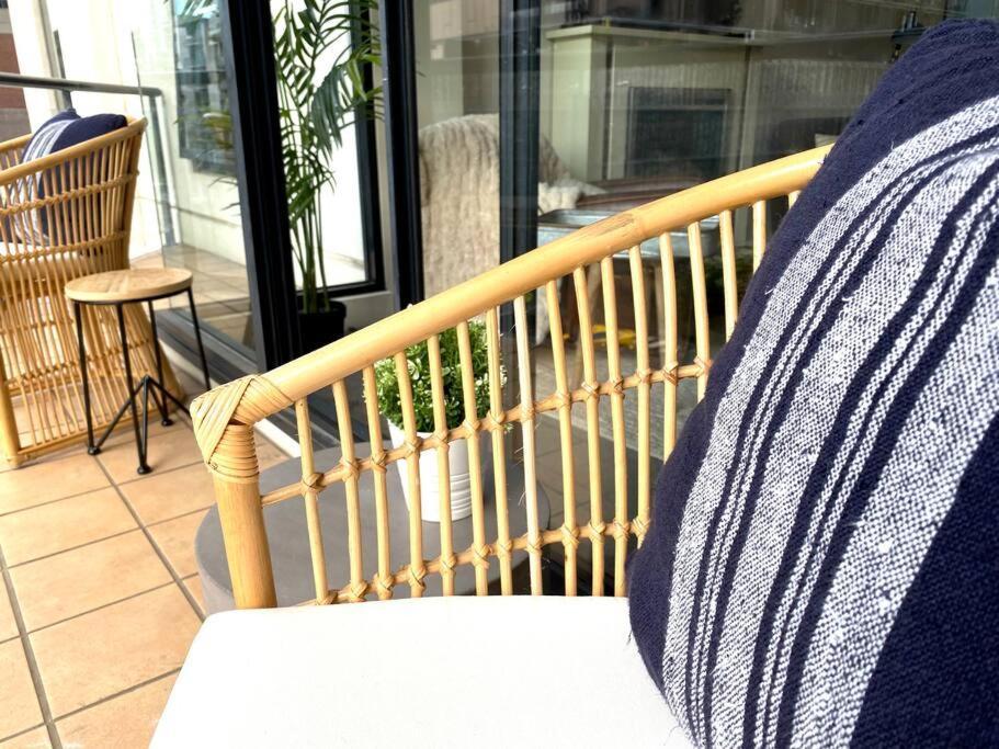 Apartment On Wells - Direct Walk To Everything Melbourne