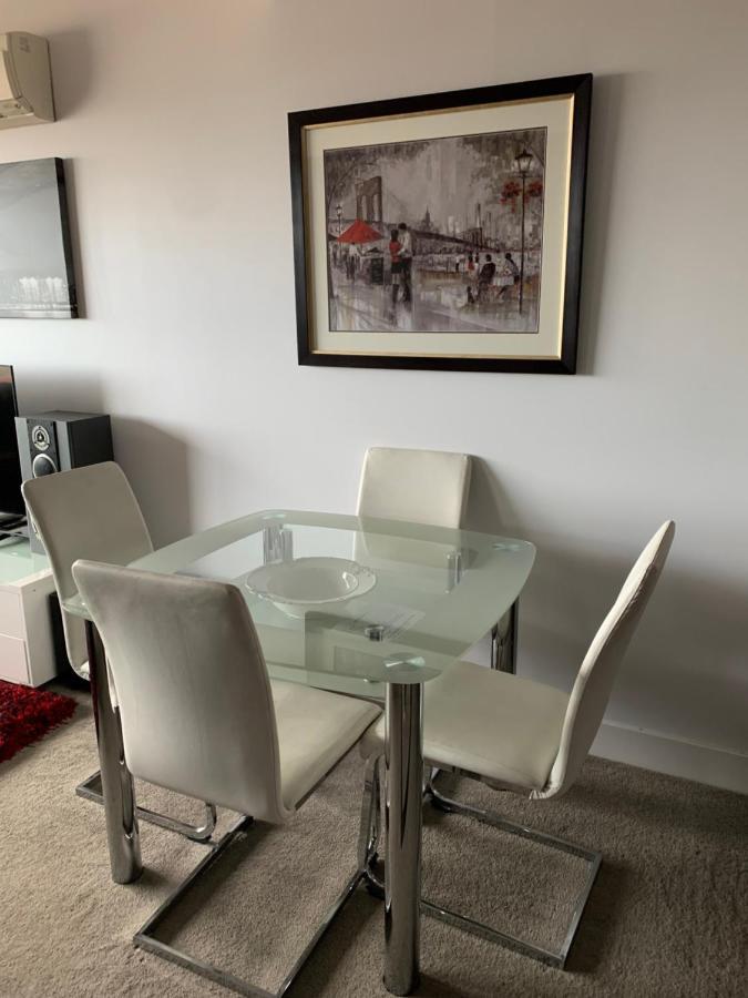 Apartment Luxurious With Views, Free Parking On Premises & Wi Fi