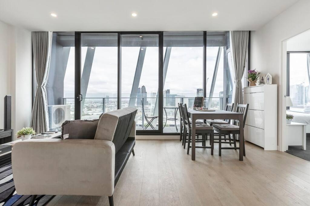 Apartment Modern 2 Beds With Amazing View
