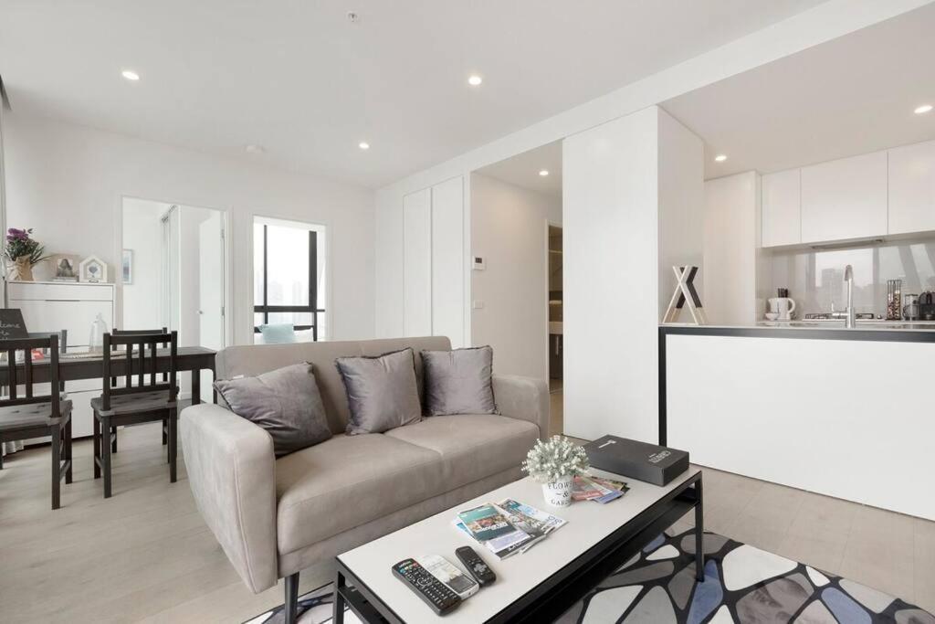 Modern 2 Beds With Amazing View *
