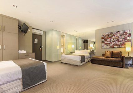 Aparthotel Beaumont Kew 4*