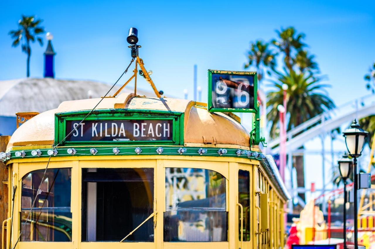Holiday home St Kilda Style - Stunning 3 Bedroom House