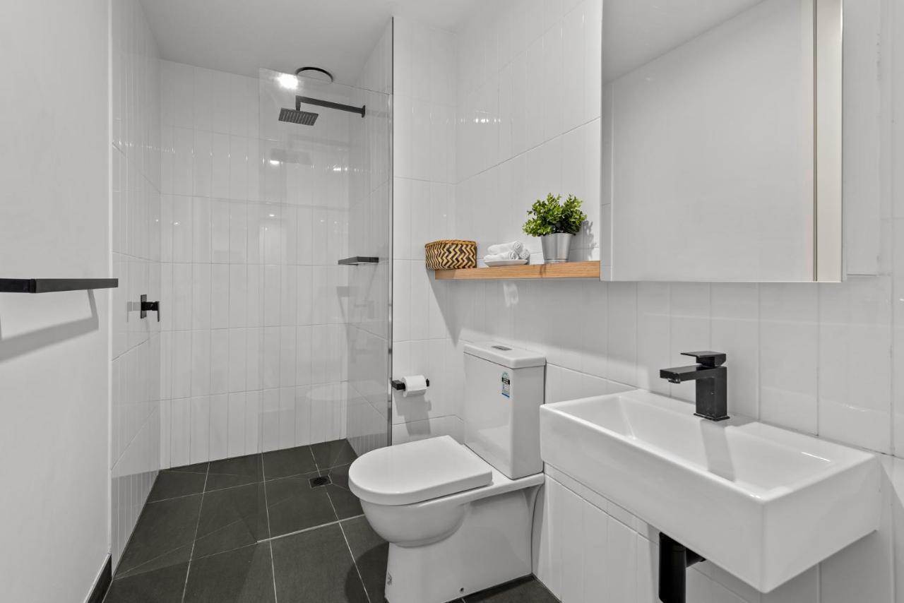 Windsor Apartments- 3bd Ground Floor * Melbourne
