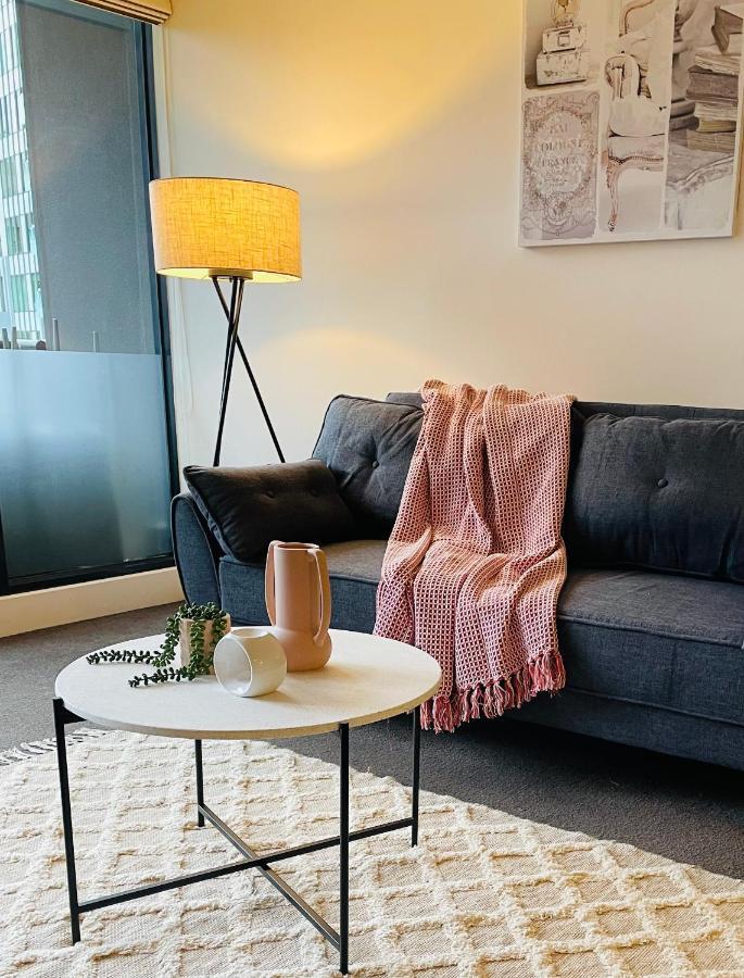South 2 Bedroom Apartment *