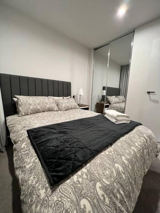 Luxurious In The Heart Of Melbourne