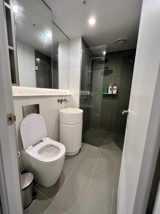 Luxurious In The Heart Of Apartment