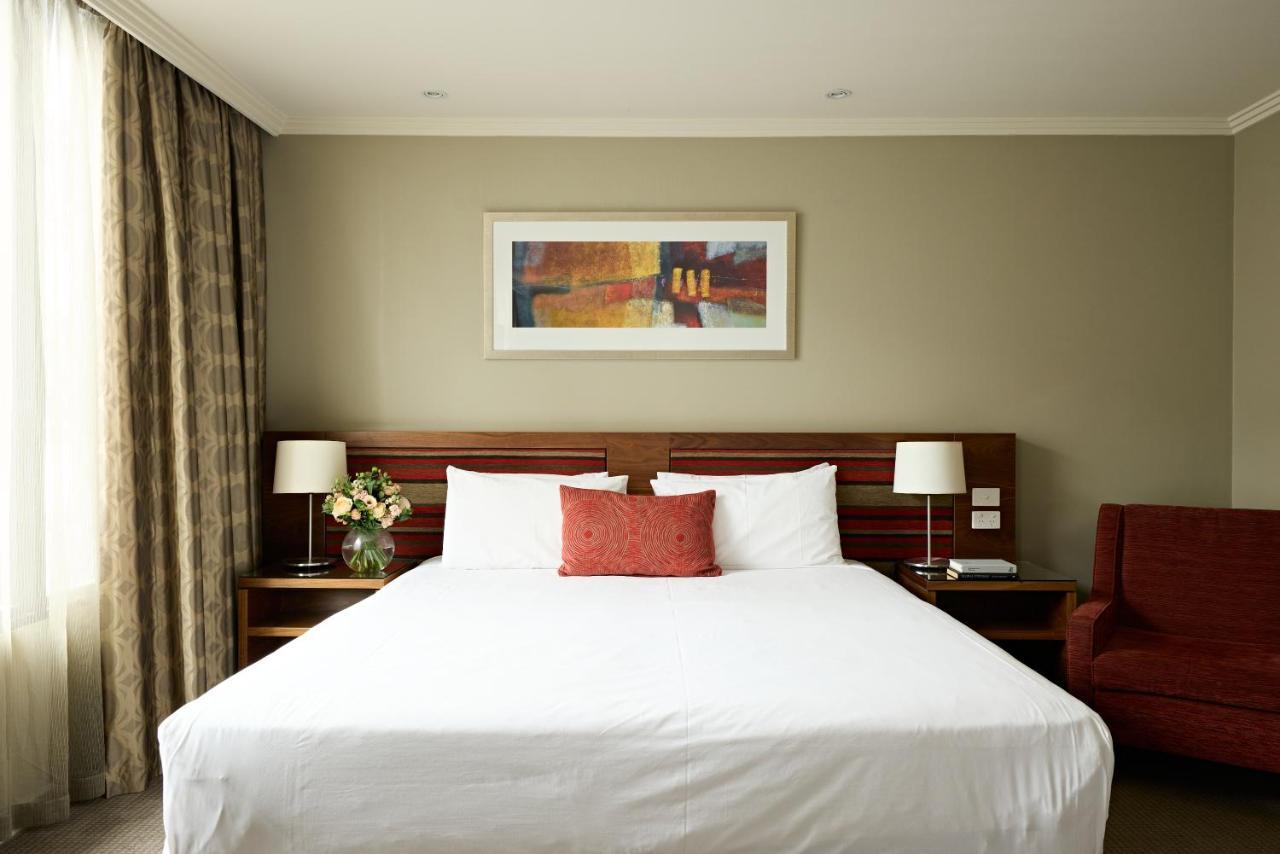 View Hotel 4*