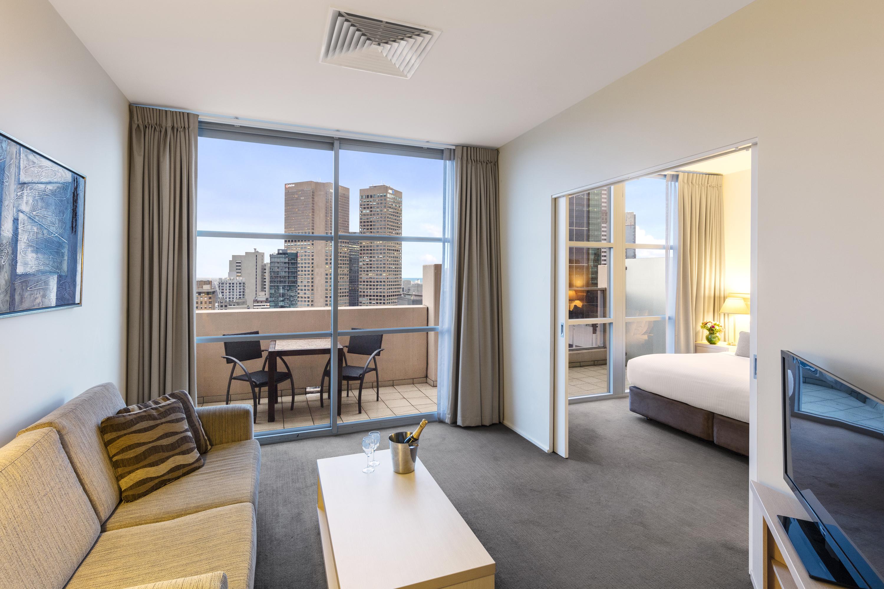Oaks On Lonsdale Aparthotel