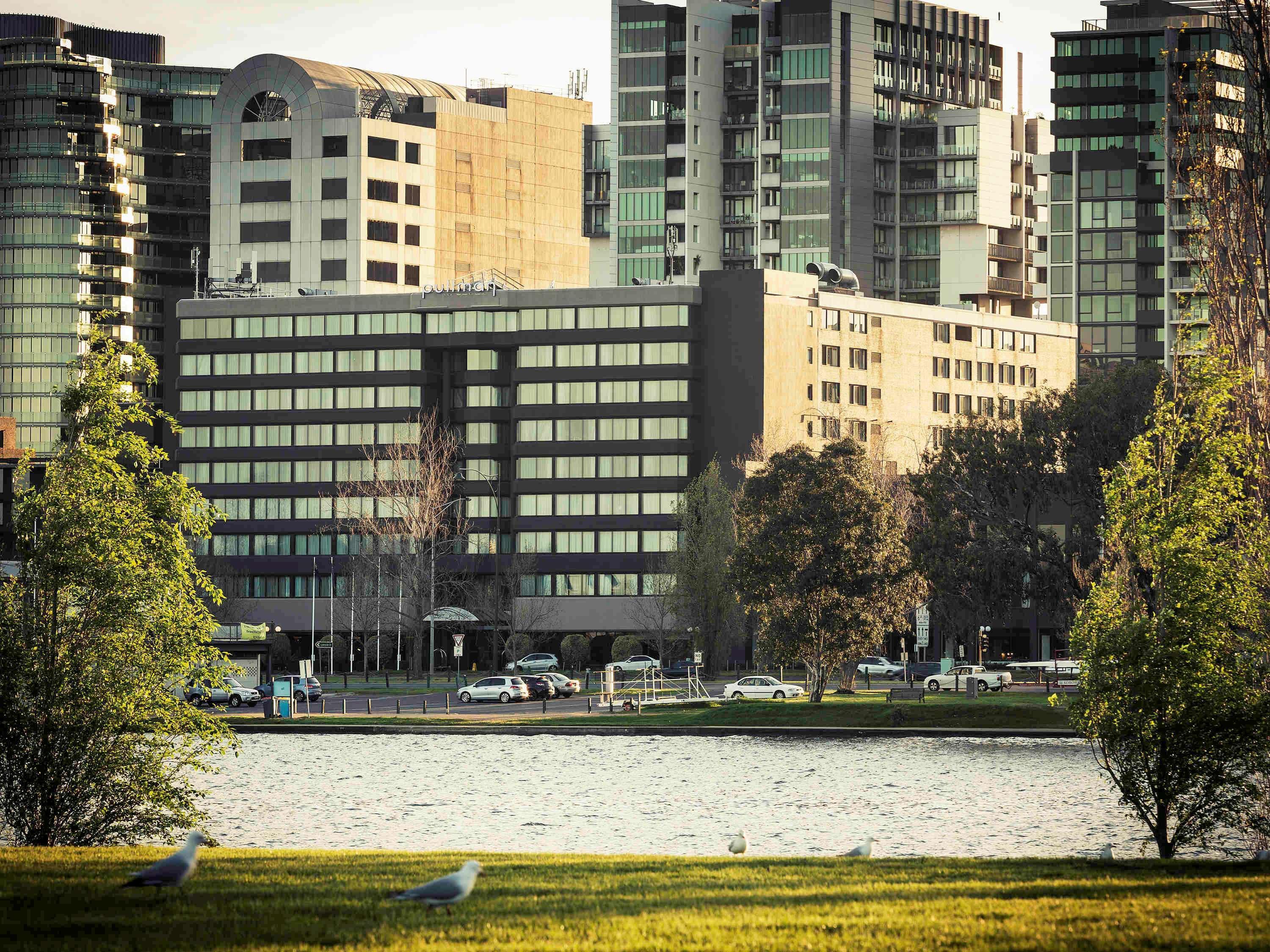 Mercure Park Hotel 4*
