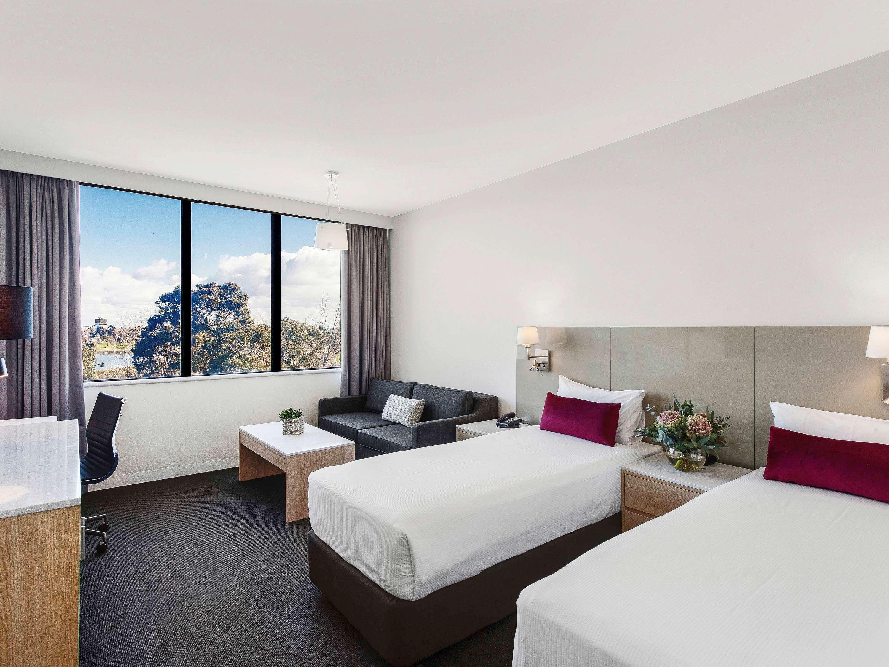 Mercure Park 4*