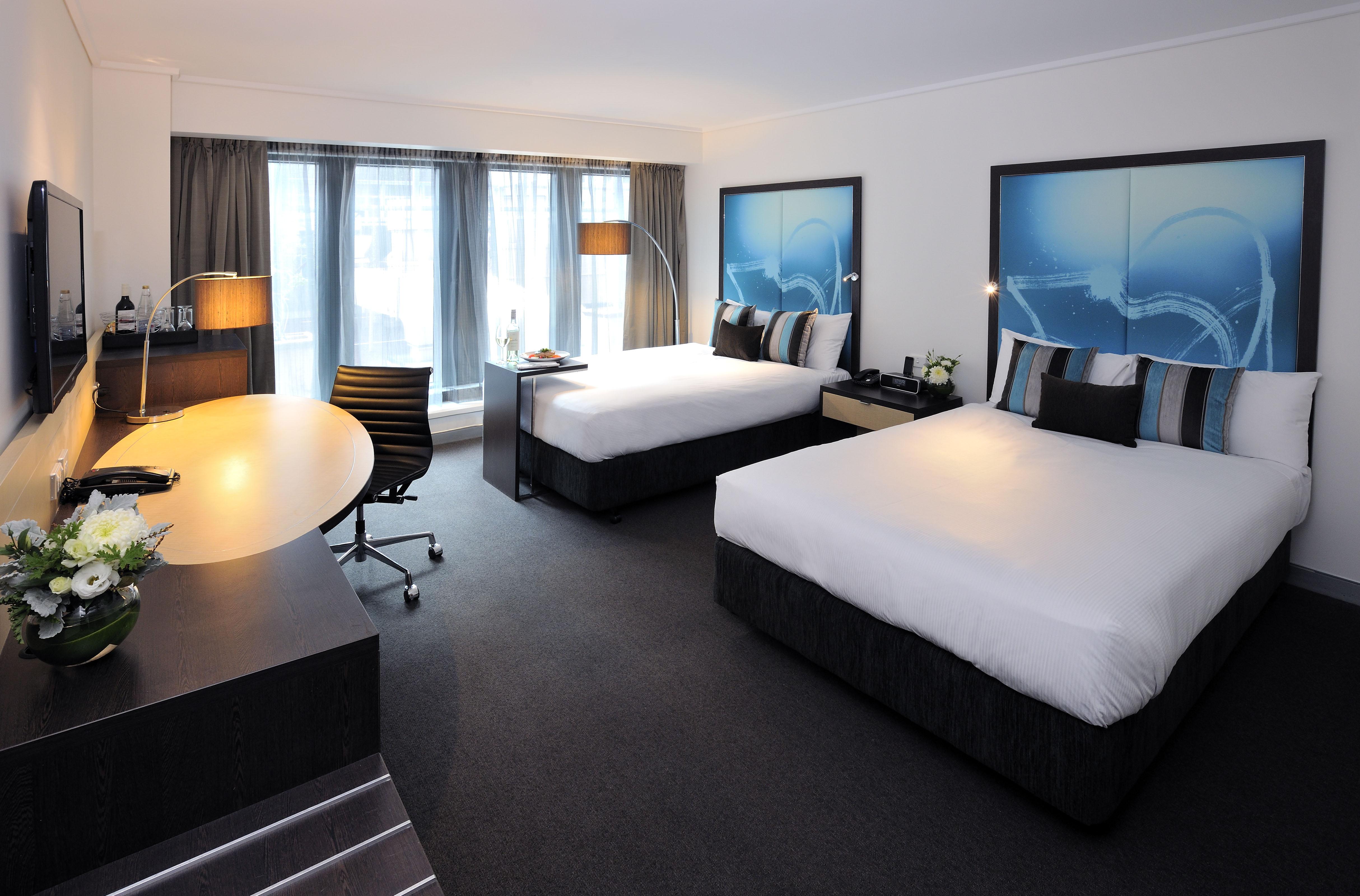 Hotel Novotel On Collins