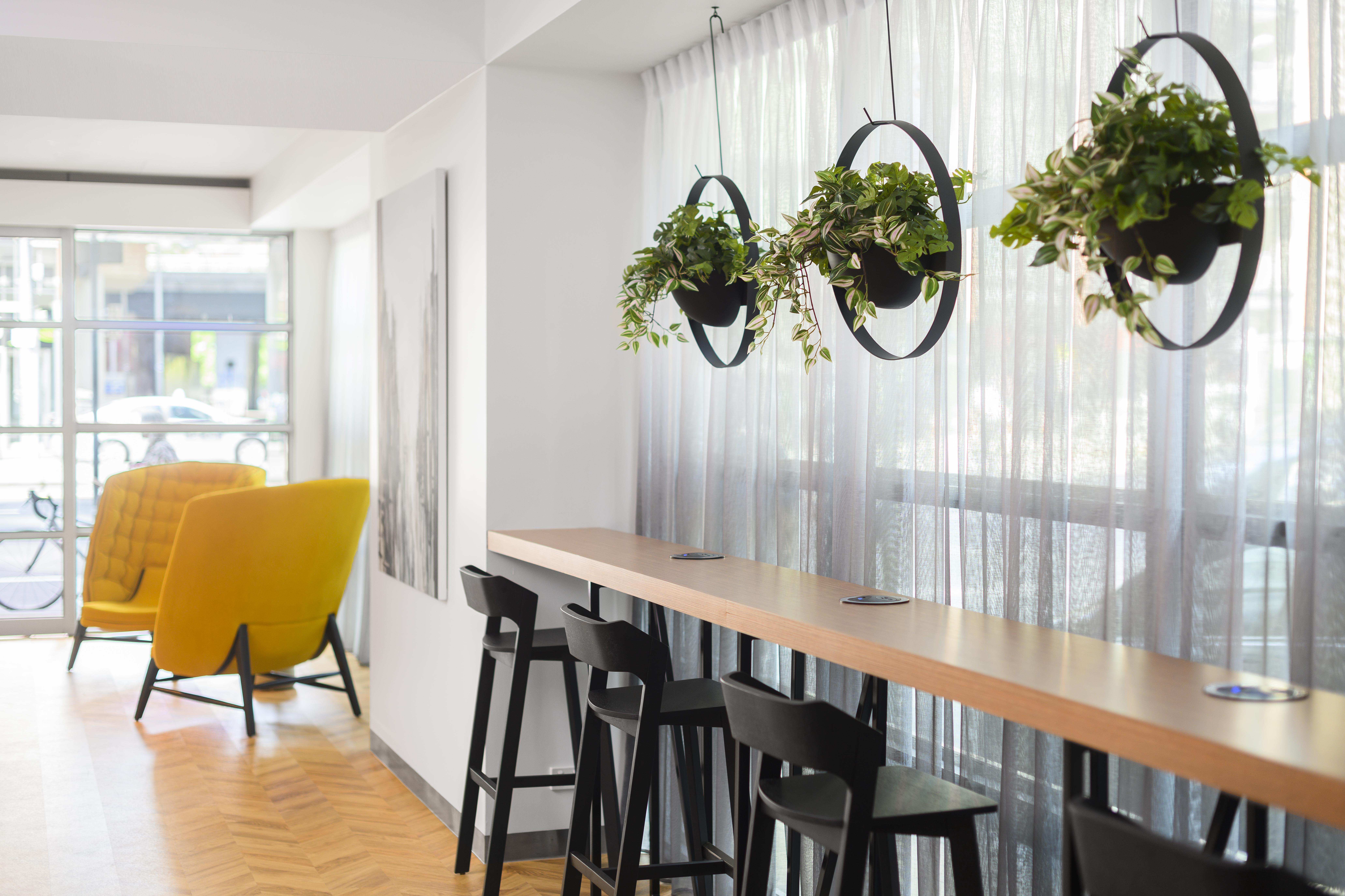 Aparthotel Brady Flinders Street 4*