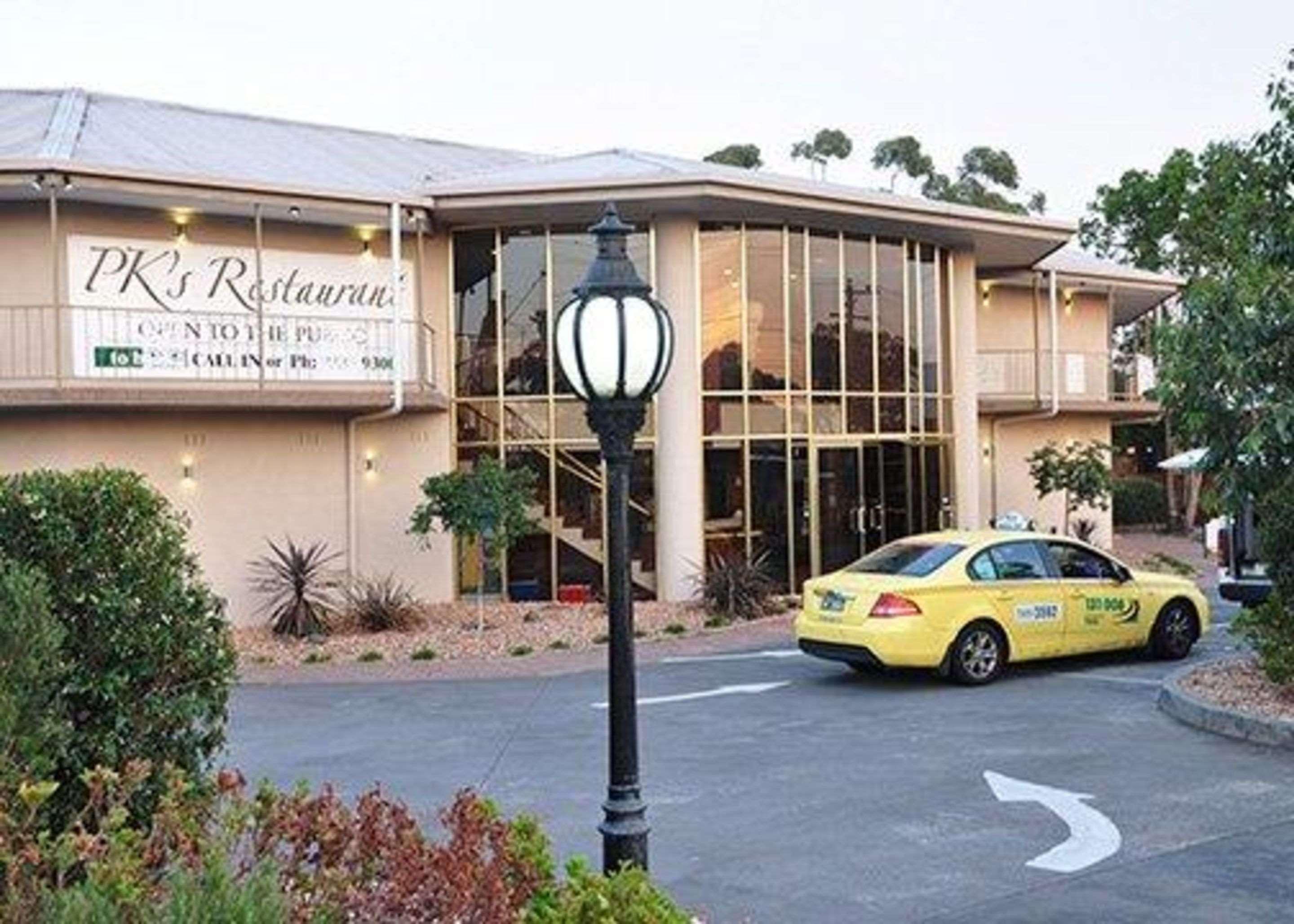 Quality Airport 3* Melbourne