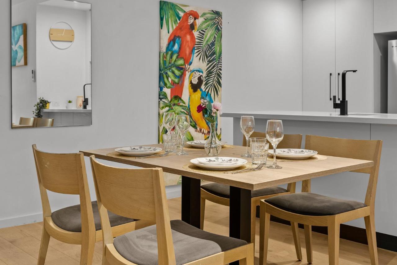 Windsor Apartments- 3bd Ground Floor Melbourne
