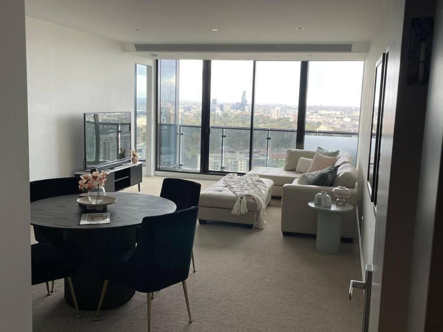 Lux 3 Bedroom In Southbank
