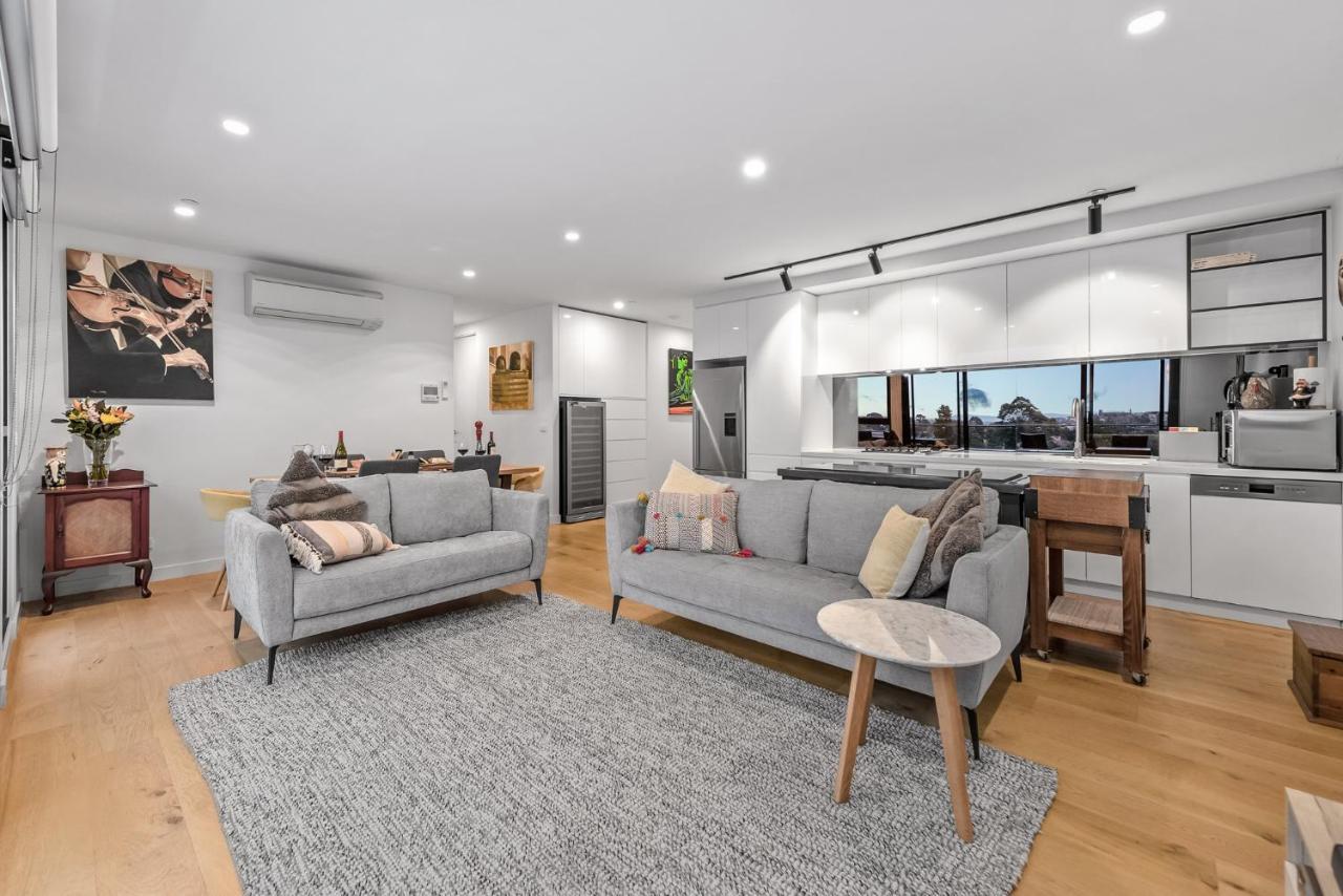 Staycentral - East Brunswick Penthouse With Study