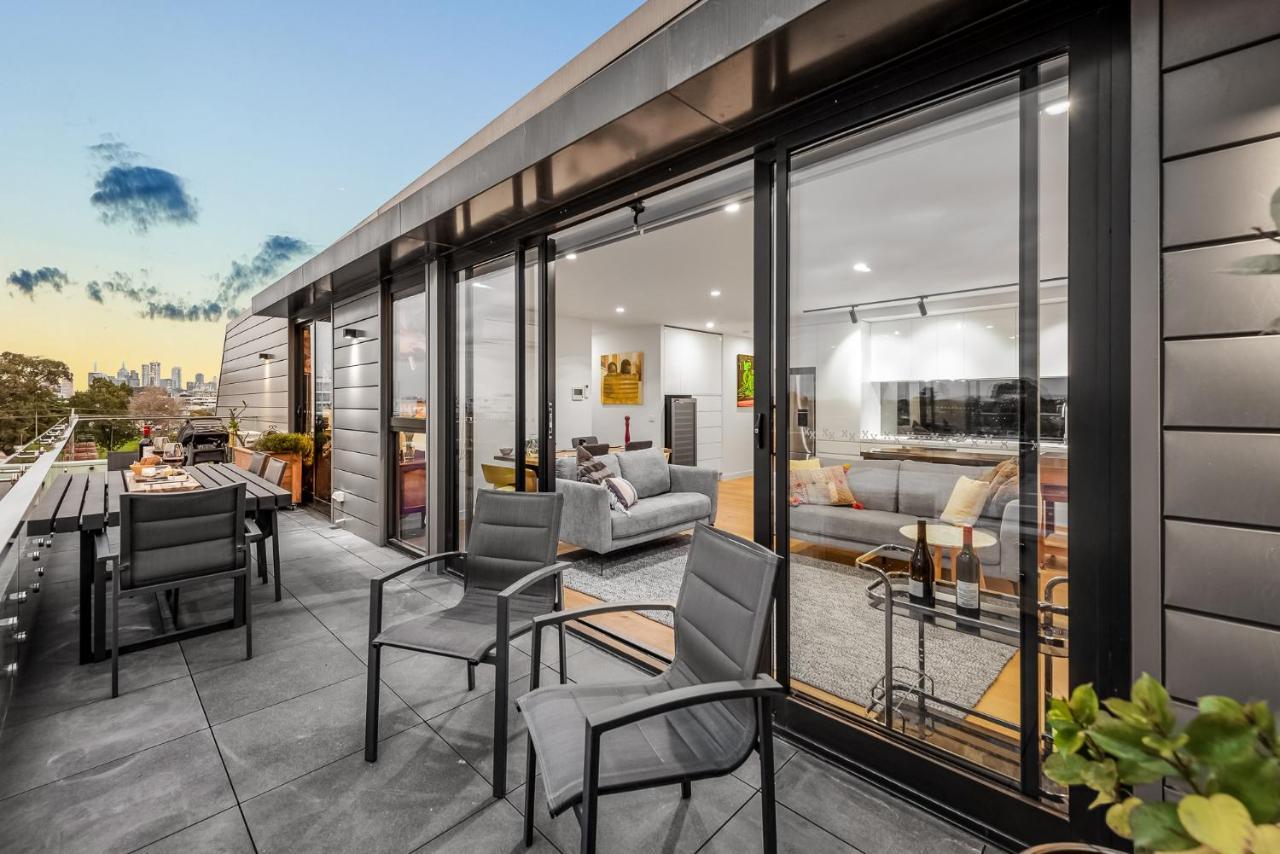 Staycentral - East Brunswick Penthouse With Study