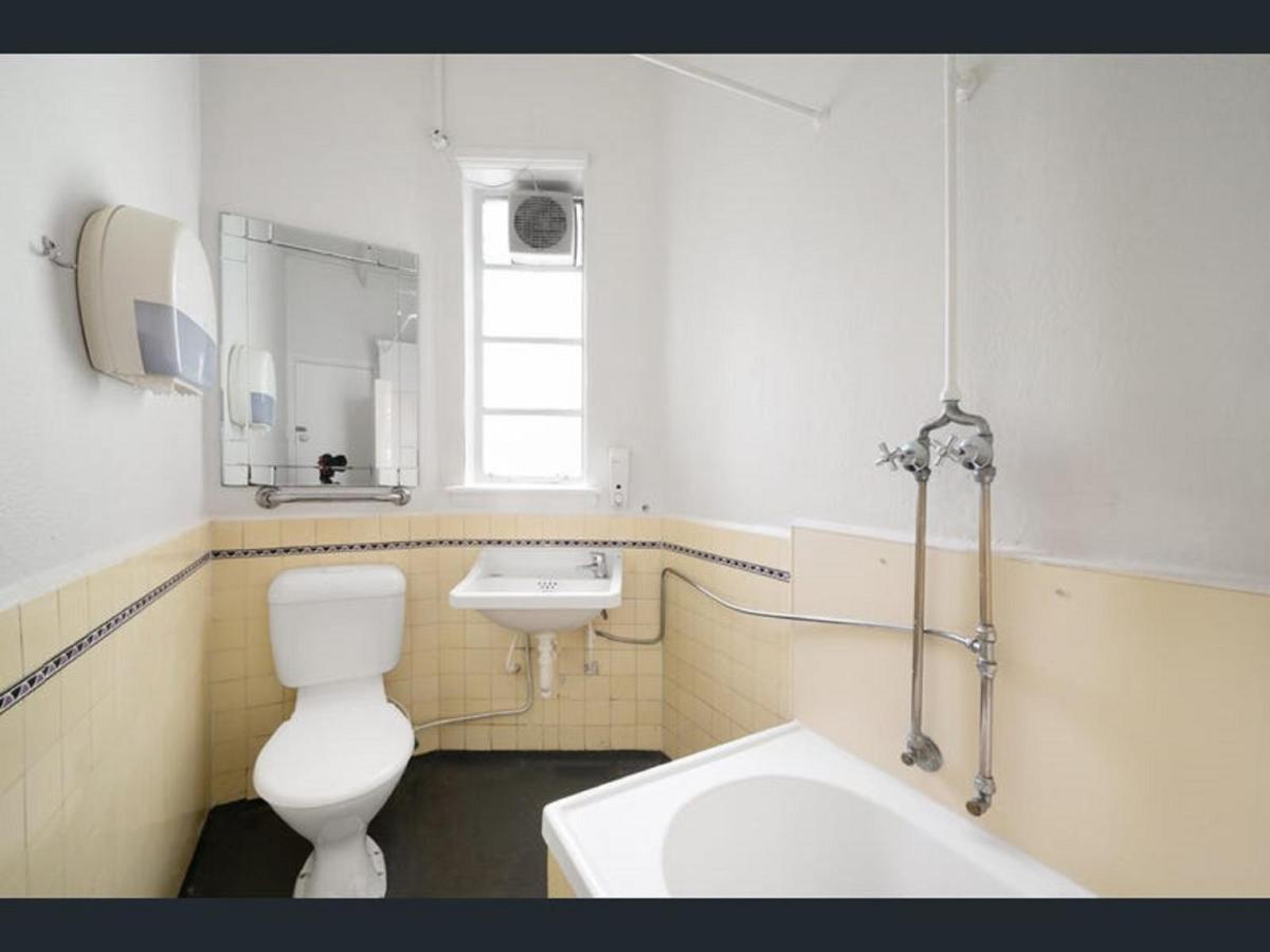 Richmond Private - 151 Hoddle Melbourne