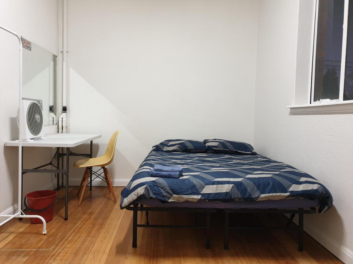 Homestay Richmond Private - 151 Hoddle *
