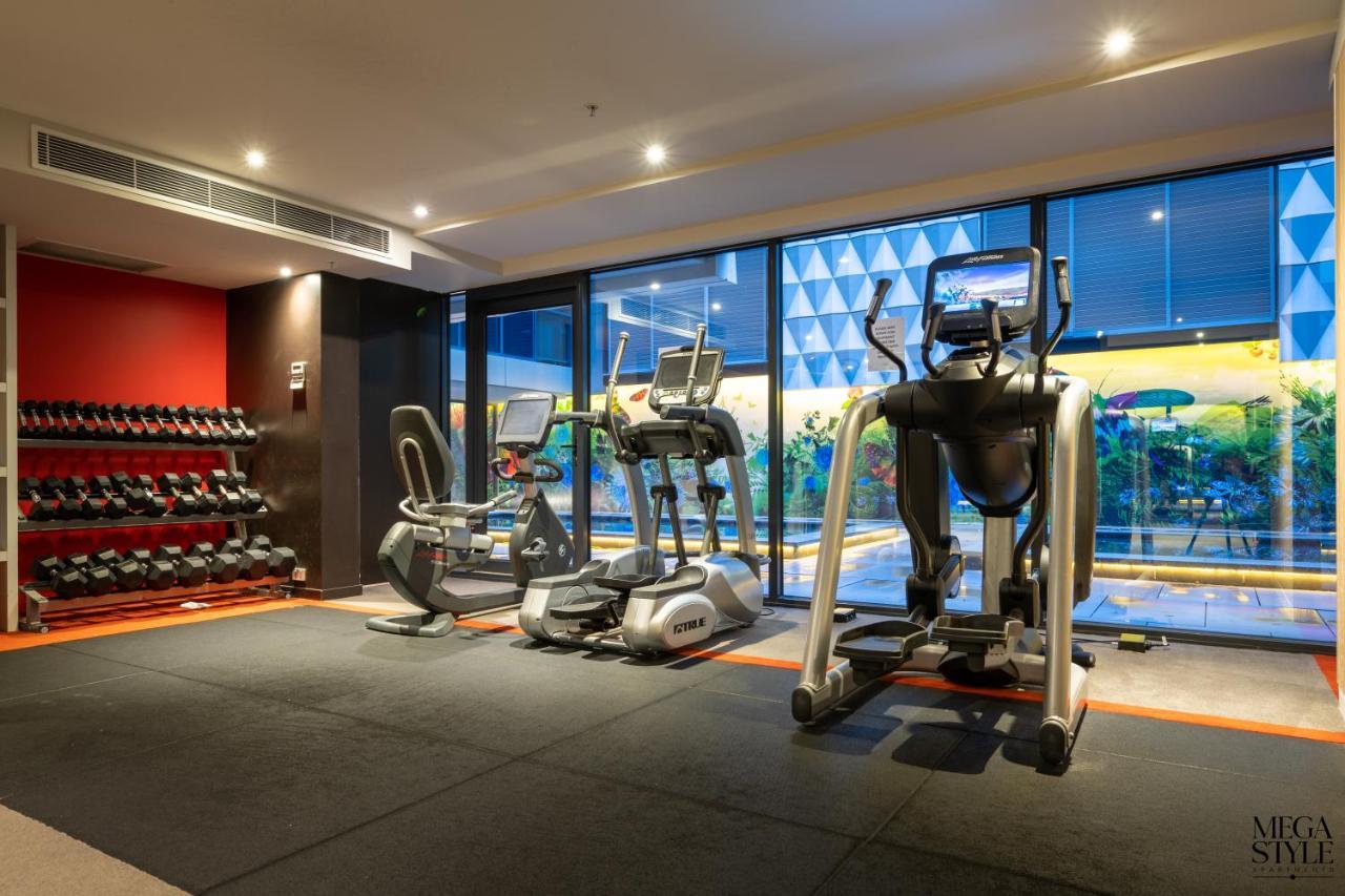 Apartment Mega Style Flinders St Melbourne