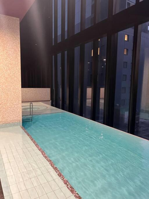 Apartment Panoramic Cbd Views In The Heart Of