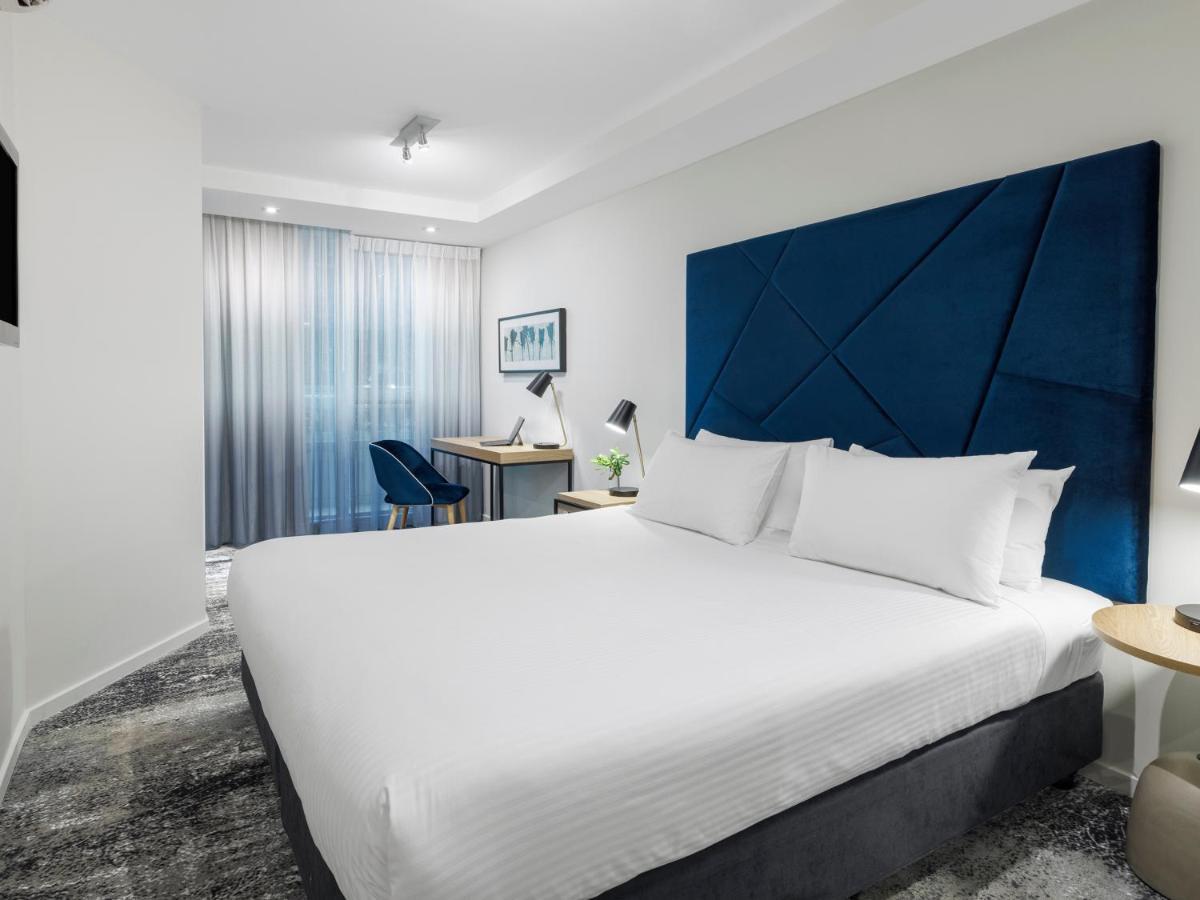 Brady Flinders Street