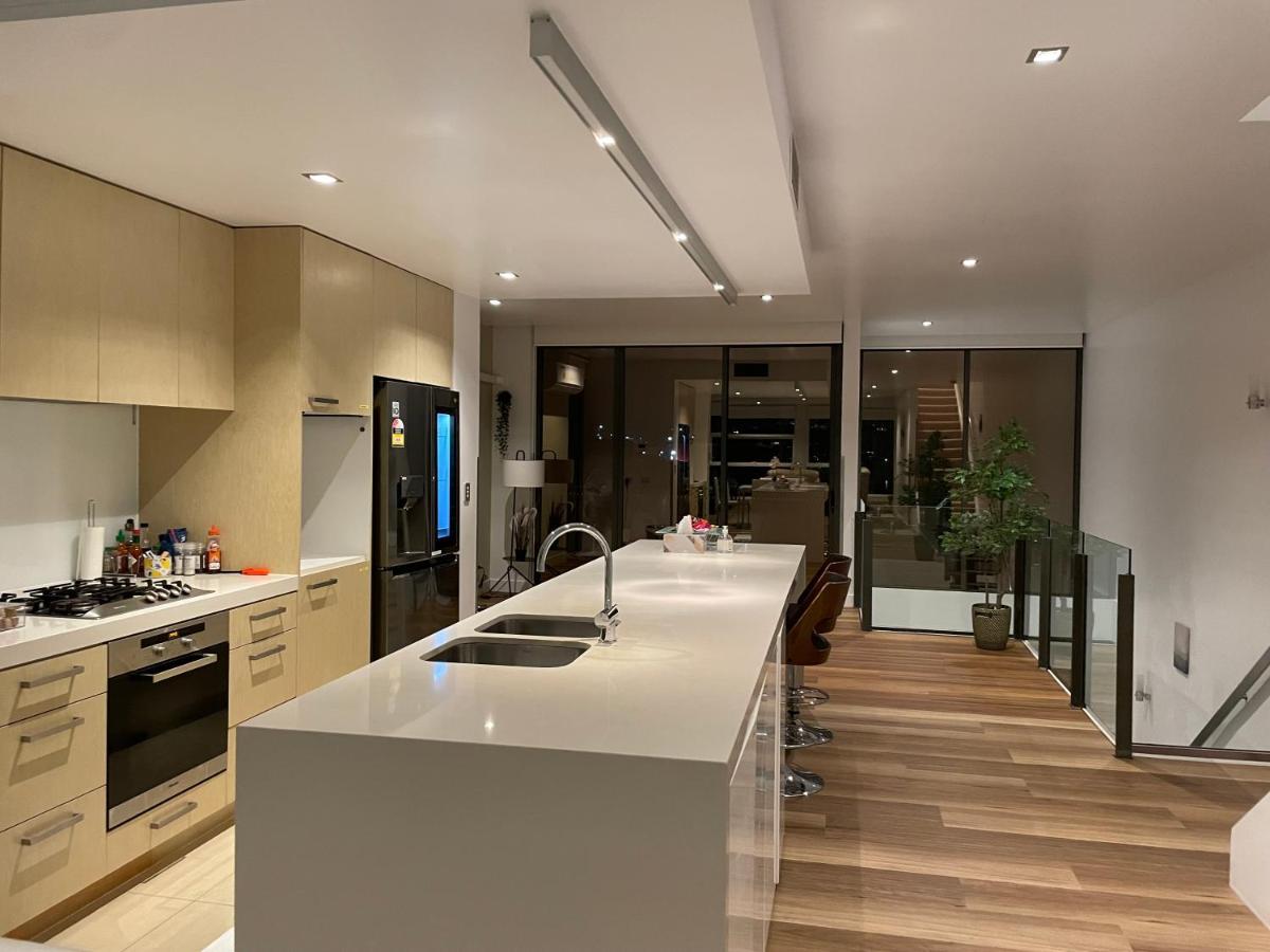 Docklands Luxury Penthouse Right Above The District Docklands *
