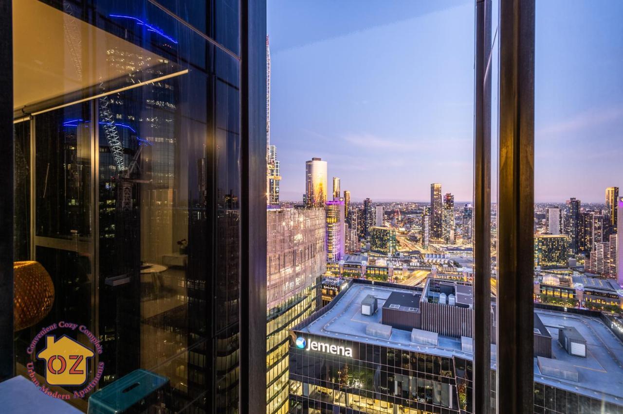 Aussie Escape Apartments-Skyline Collins Tower Melbourne