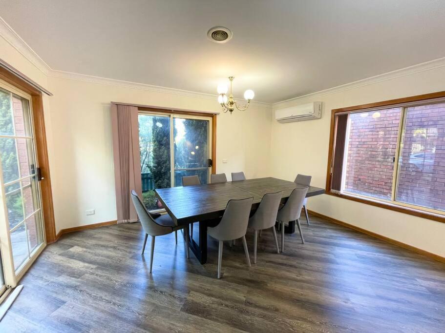Kallara House - Large Family Holiday home *