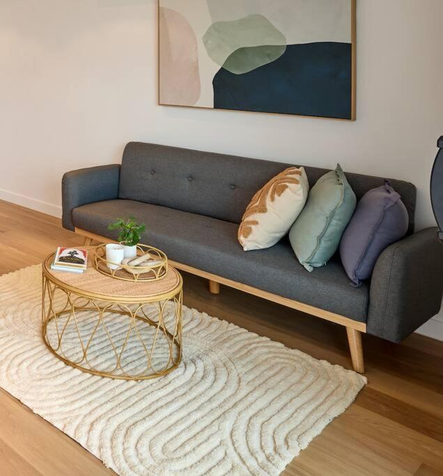 Apartment Beautiful 2 Bedroom With Private Rooftop *