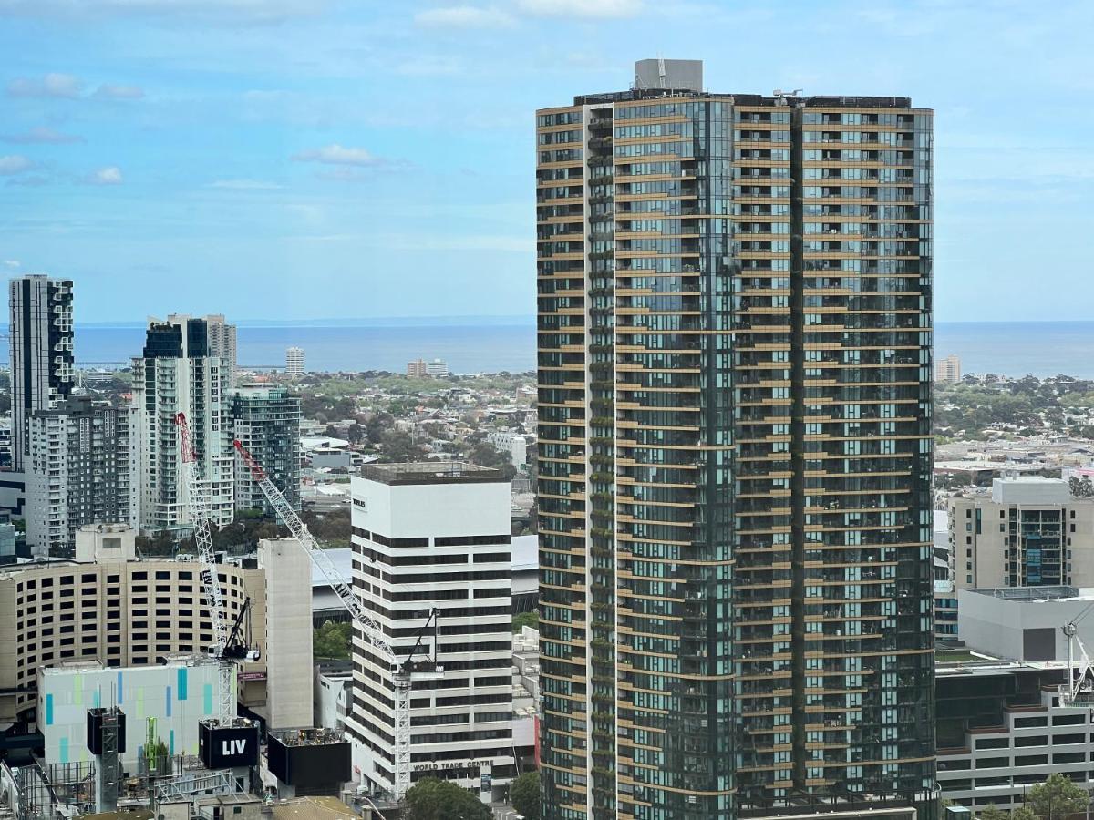 Readyset Southern Cross Apartment Melbourne