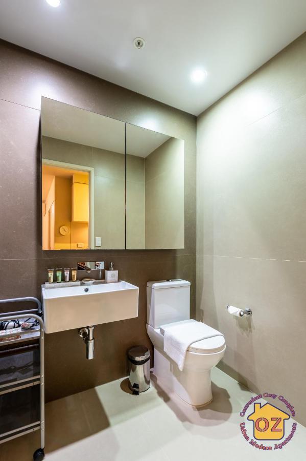 Aussie Escape Apartments-Skyline Collins Tower