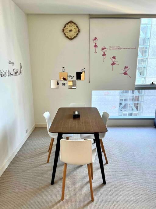 Apartment Readyset At Jane Bell