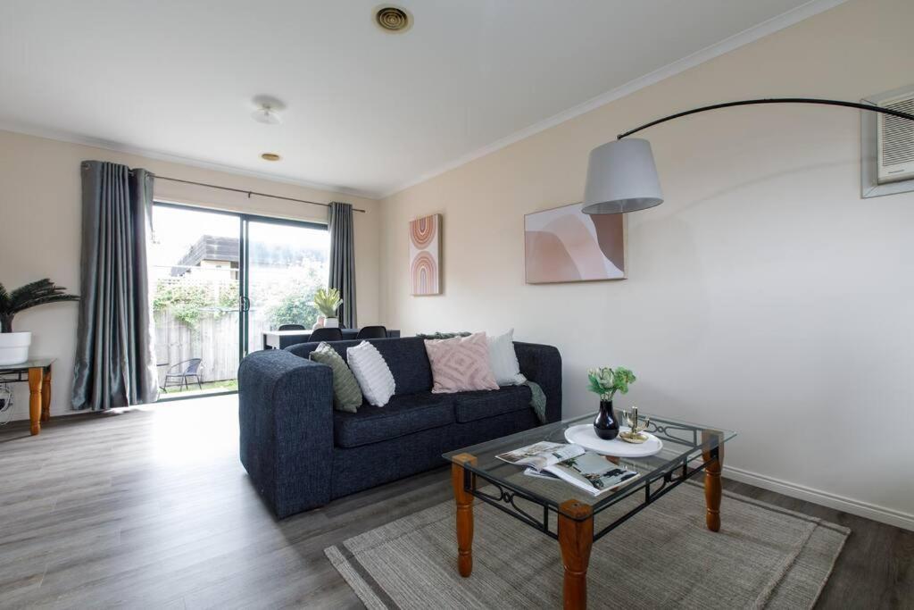 Heart Of Mckinnon Units By Ready Set Host Holiday home