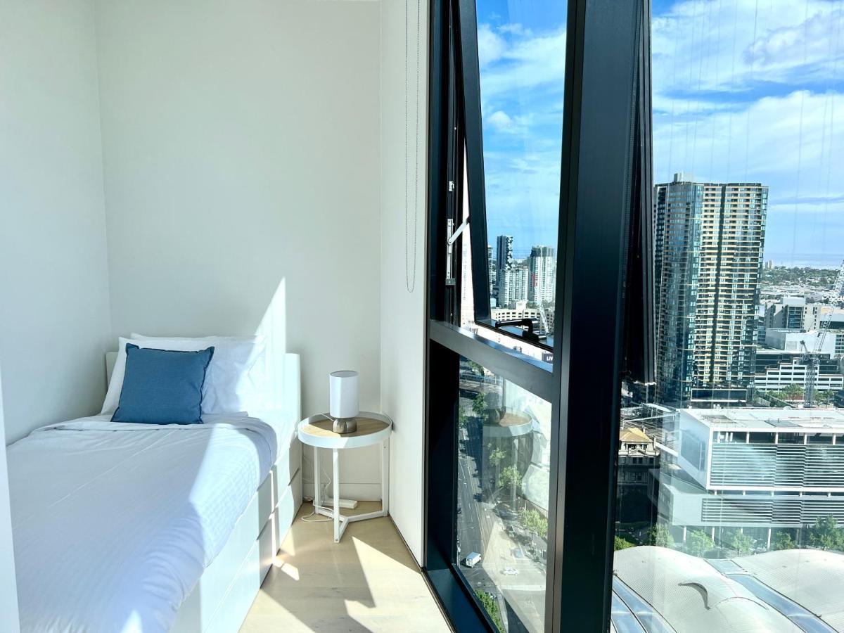 Readyset Southern Cross Apartment Melbourne