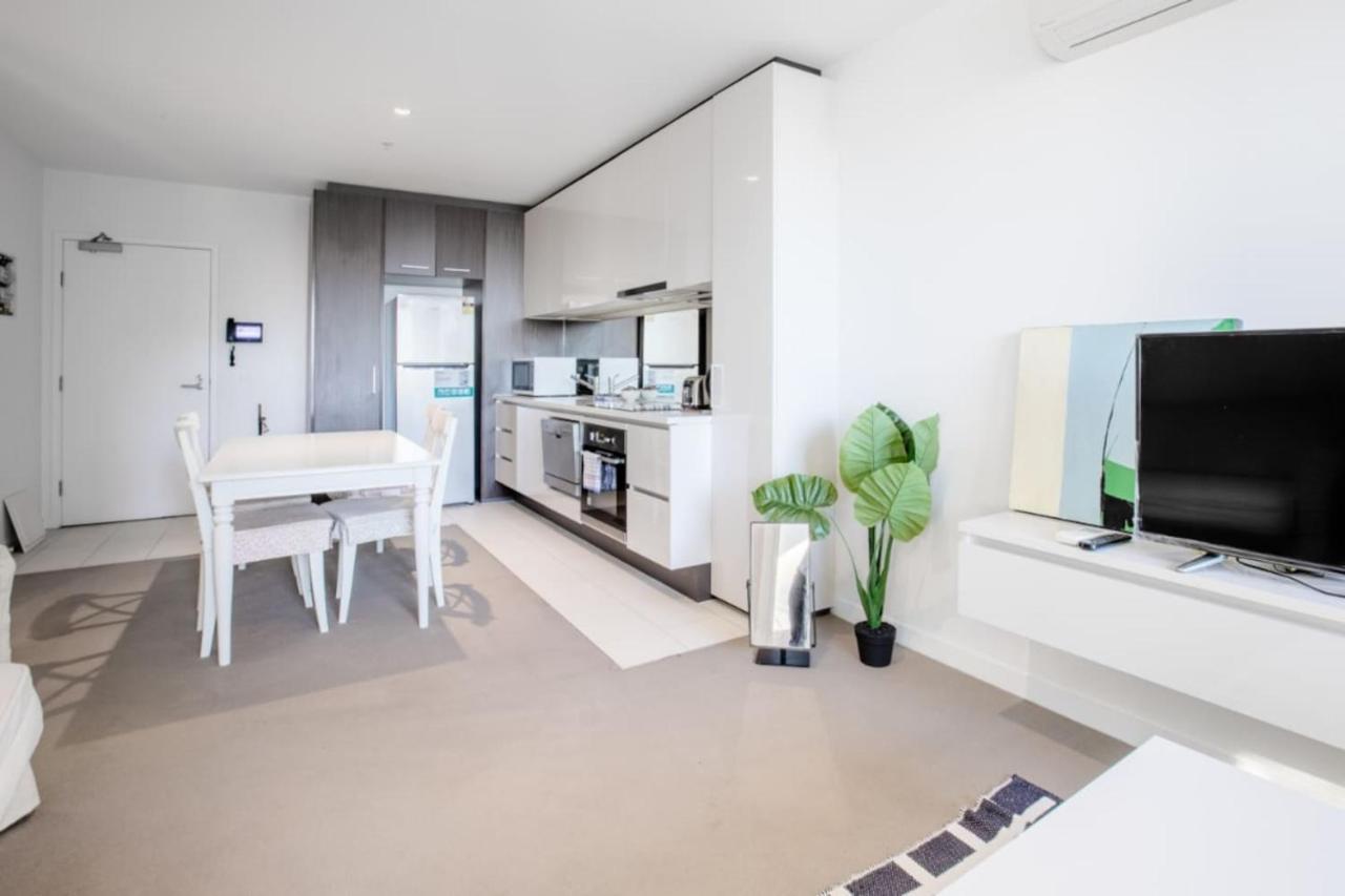 Lovely 1br Close To Southern Cross Melbourne
