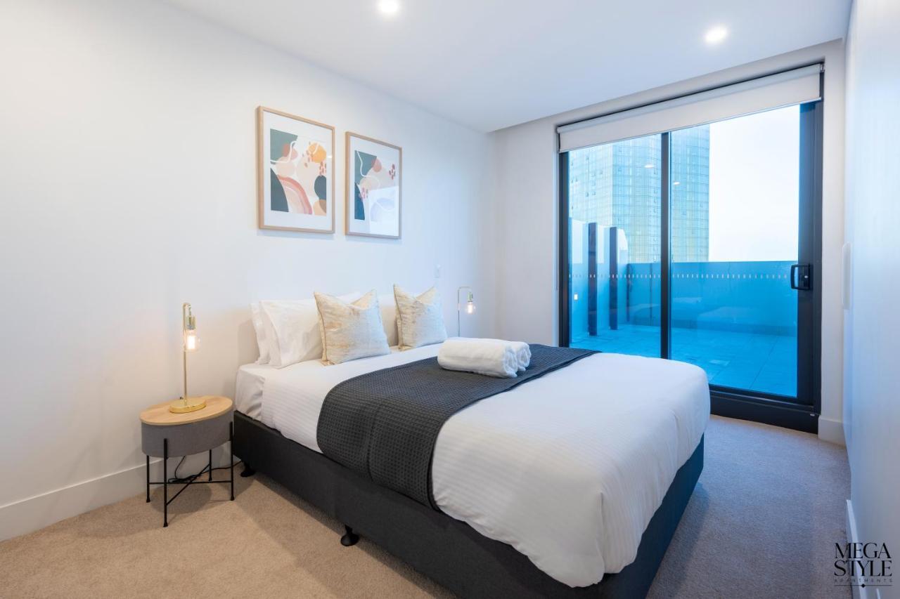 Mega Style Vision Apartment