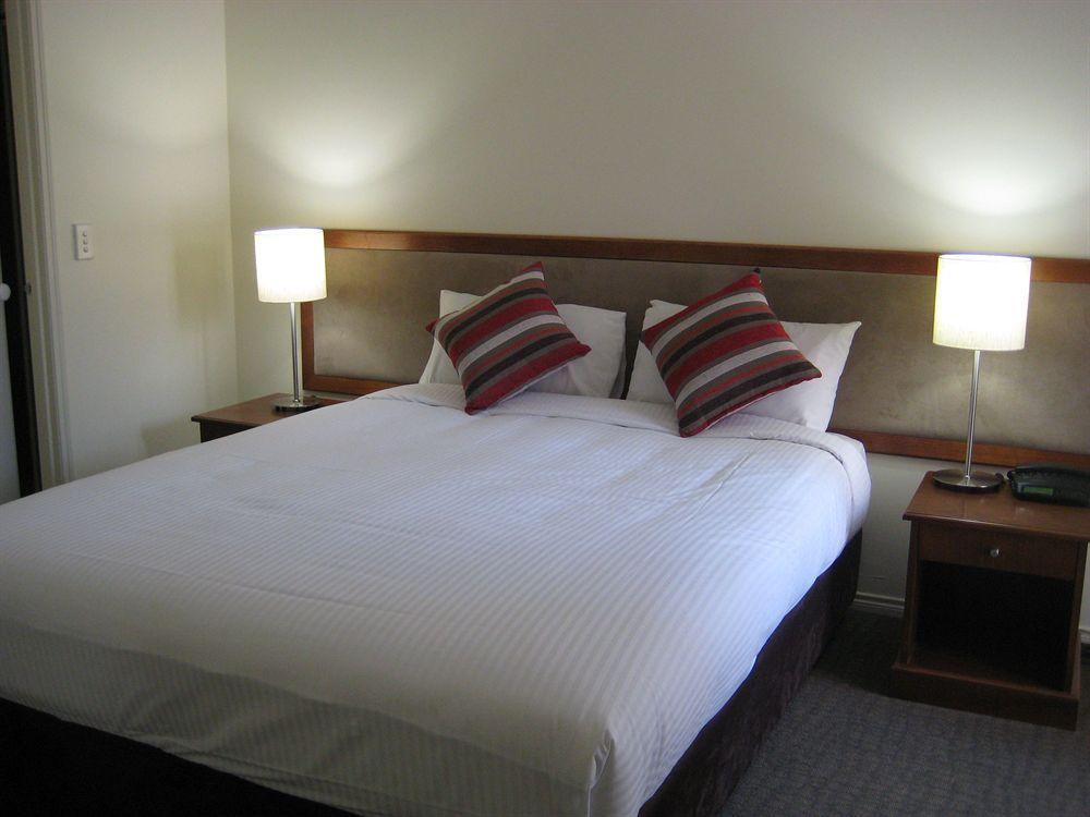 Aligned Corporate Residences Kew Aparthotel