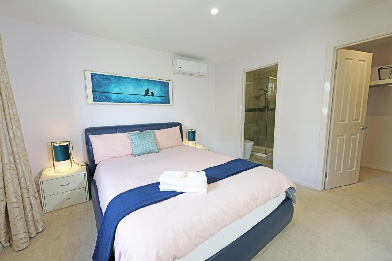 Luxury At Doncaster Villa *