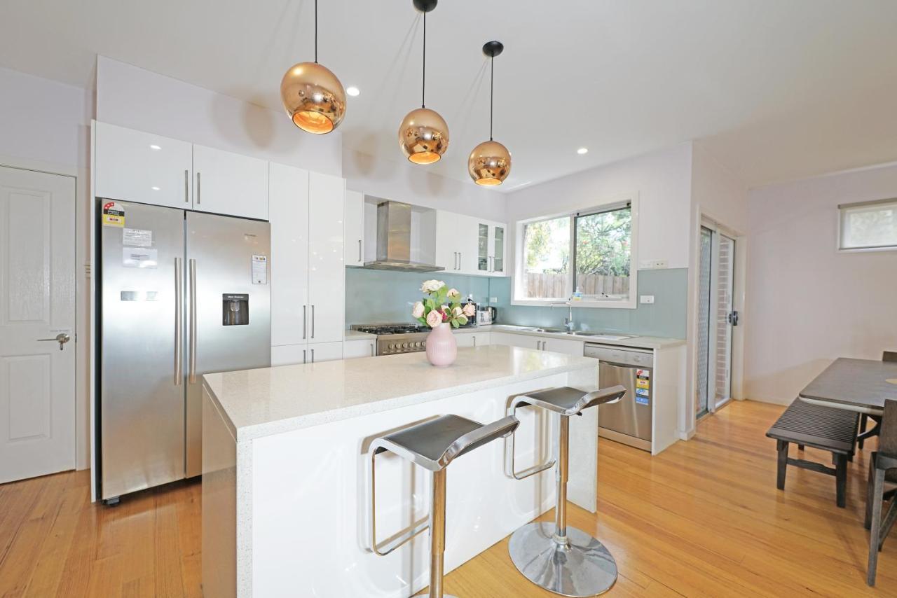 Luxury At Doncaster Villa
